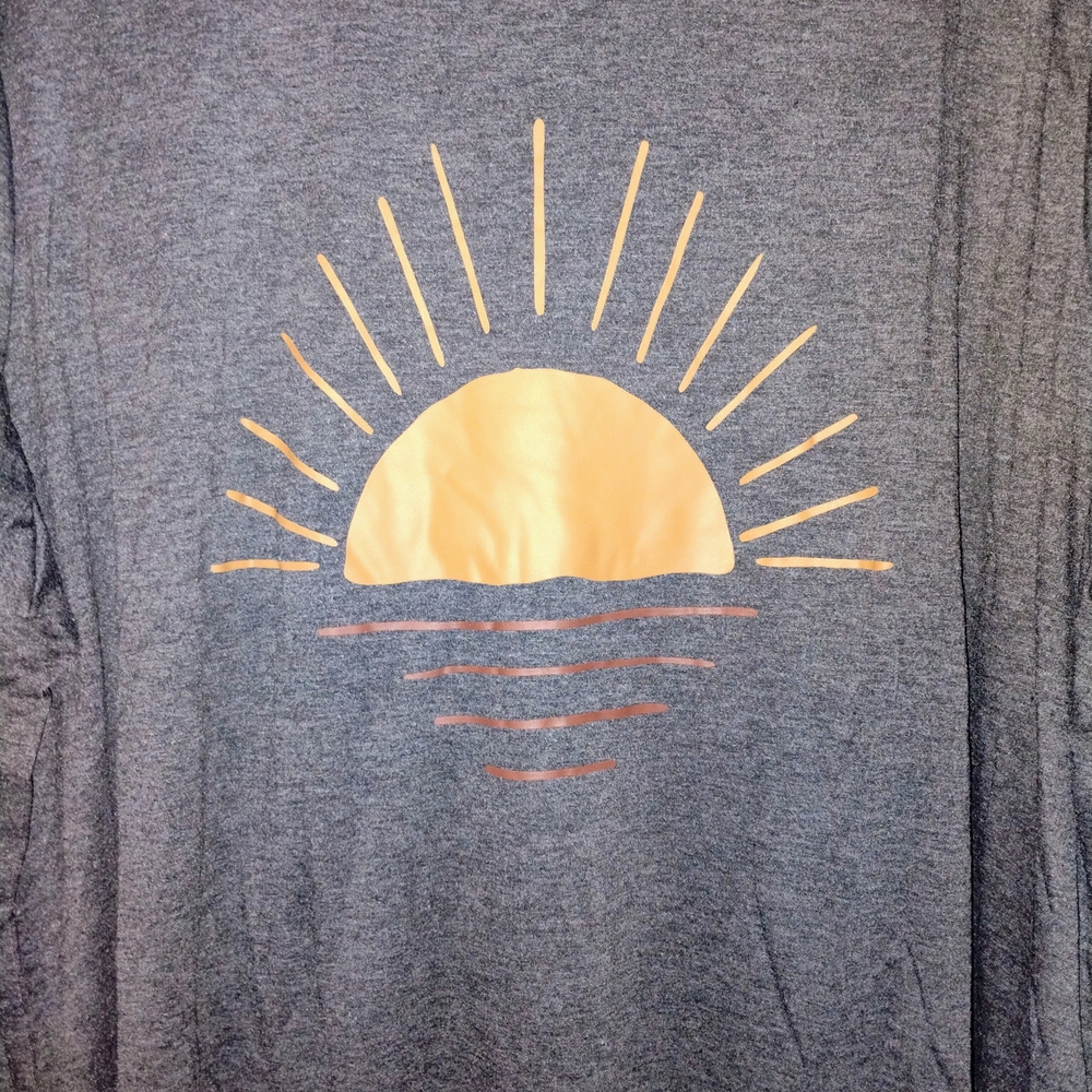 Sunrise Graphic Gray Short Sleeve Tee 3X PTP 28"
